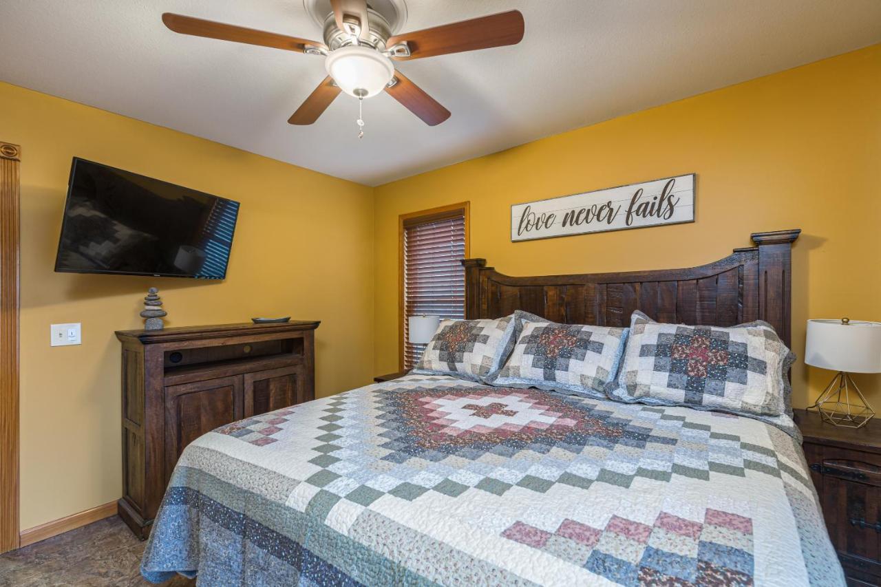 North Ridge Place Brand New Log Cabin With Hot Tub Great Location Sevierville Eksteriør billede